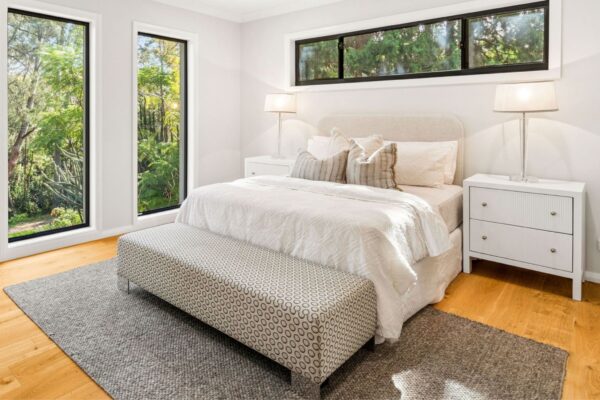 Greenwich - R26 Sarelle Website Crops (3)