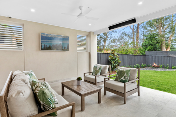 Sarelle Website Image Crops Castle Hill 4G (1)