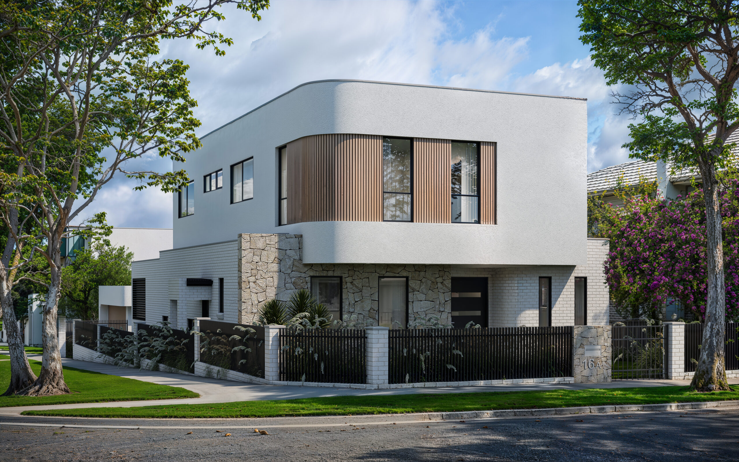 Modern Curved, Canada Bay